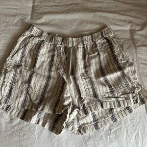 Universal Thread Striped Linen Shorts